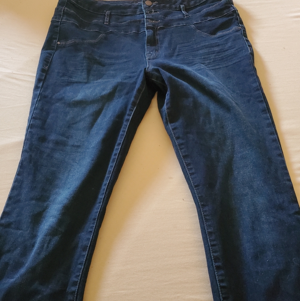 Jeans - Picture 2 of 2